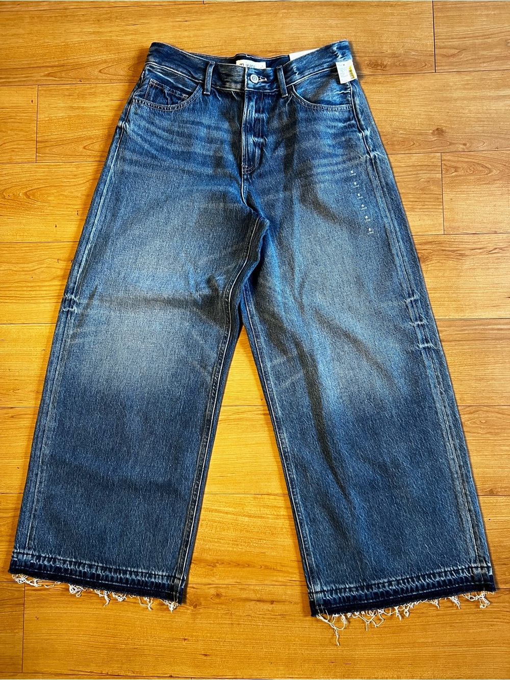 Maurices M Jeans Wide Leg High Rise Raw Hem Jeans NWT Size 6 Long